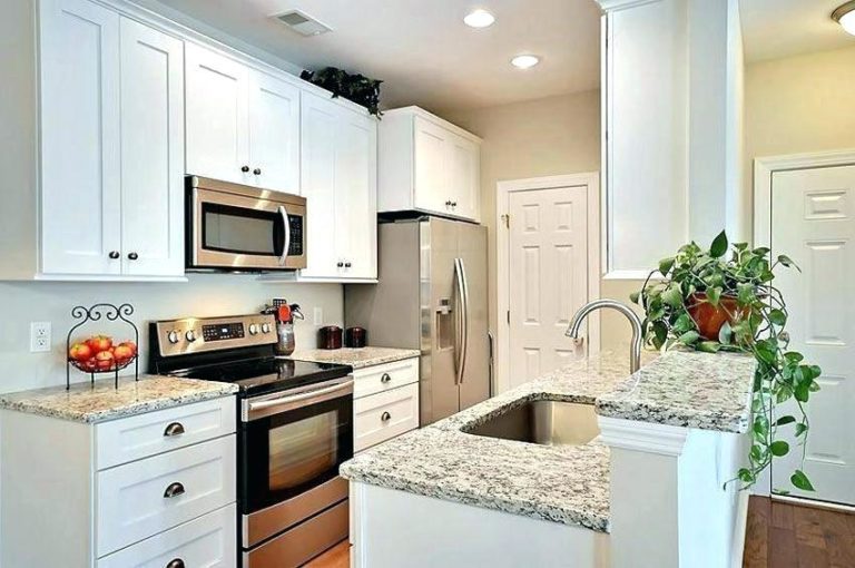 Kitchen white shaker 9